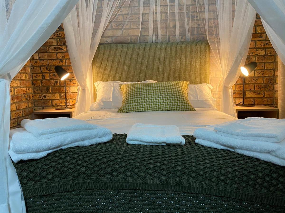 Genet House Holiday Home Marloth Park Eksteriør bilde