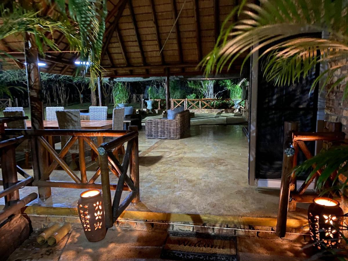 Genet House Holiday Home Marloth Park Eksteriør bilde