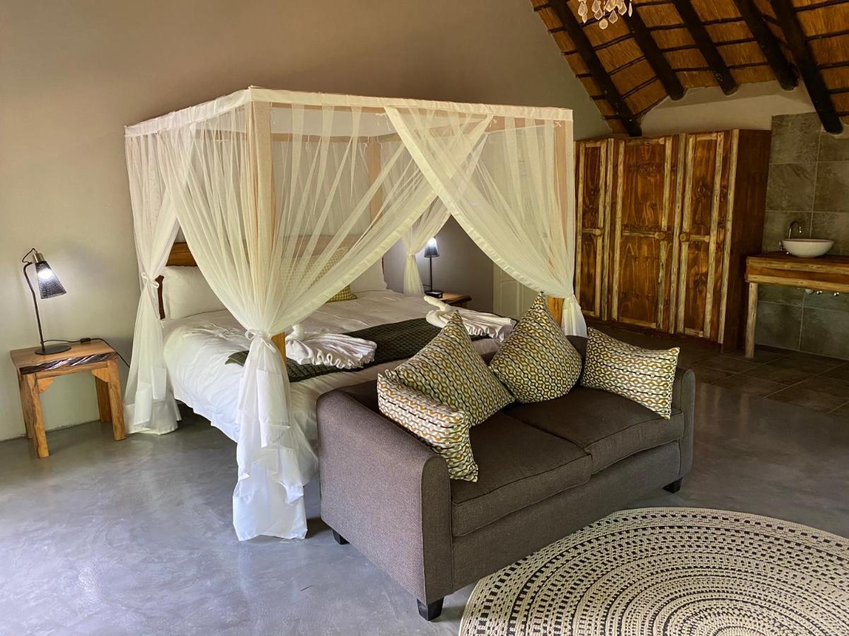Genet House Holiday Home Marloth Park Eksteriør bilde